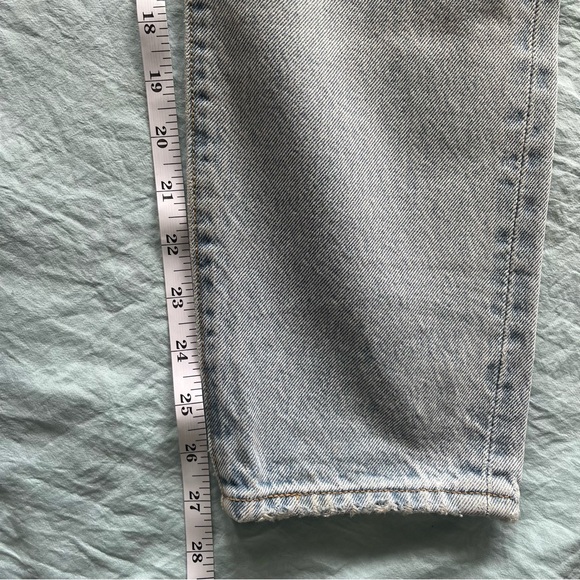 Levi’s Light Wash Distressed Ankle Jeans - Picture 8 of 9